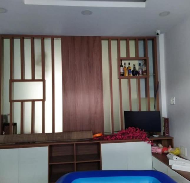 Chuyển chỗ ở, Bán nhà đường Thành Thái, Phường 14, Quận 10, 40m2, 3 Lầu giá 5 Tỷ