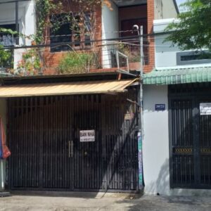Bán nhà mặt tiền đường Hải Thượng Lãn Ông, Q. 5, DT: 3.4x20m - 3 lầu, giá cực tốt