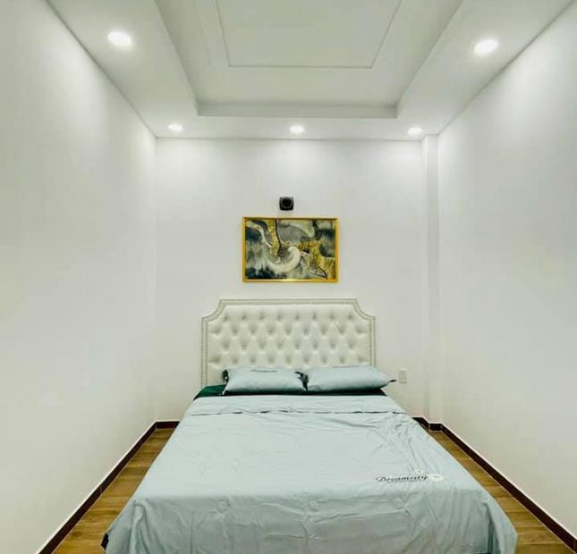 Cha xứ vào Nhà thờ bán gấp Nhà 1T3L Trần Văn Đang, Phường 11, Quận 3, 49m2, 3 Tầng, giá chỉ 4 tỷ 5