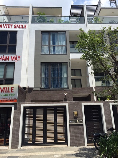 Biệt thự, villa CMT8 - ngay trung tâm quận 10 - hẻm xe tải dt 8,5x14 giá 22 tỷ