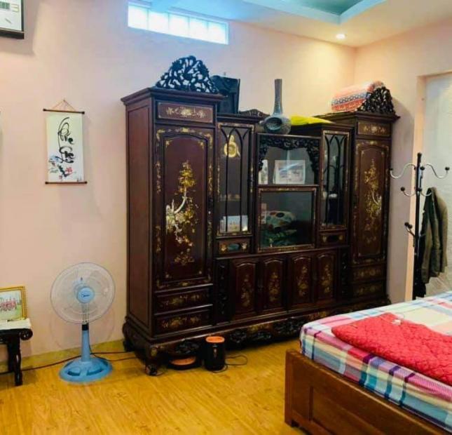 Bán nhà 57m x 5 tầng đường Vạn Phúc - Ba Đình