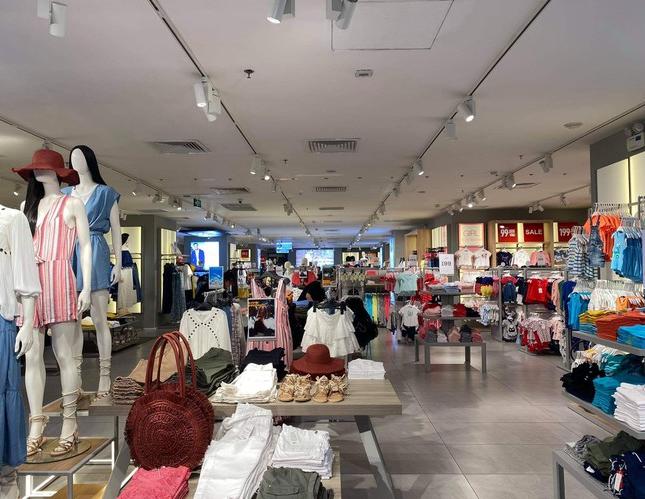 BÁN GẤP NHÀ MẶT PHỐ_LÔ GÓC_3 MẶT ĐƯỜNG_KINH DOANH SIÊU SẦM UẤT_130m_5 TẦNG_MT 20m_16.5 TỶ