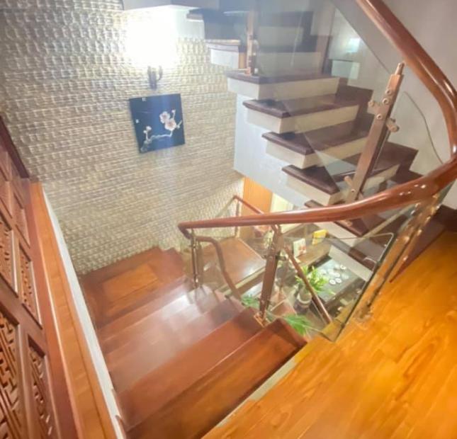 Nhà Văn Quán 100m 5 tầng mặt tiền 5m oto đua vòng quanh vỉa hè Kinh Doanh 10 tỷ