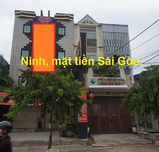 Nhà MT KD Nguyễn Văn Quá, Đông Hưng Thuận, Q12. Ngang 12m, 130m2, 7 tầng. Ninh mặt tiền.
