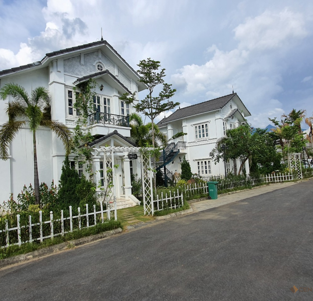 Đón sóng đầu tư với biệt thự nghỉ dưỡng ven đô 5*, Vườn Vua Resort & Villas giá chỉ 6 tỷ.