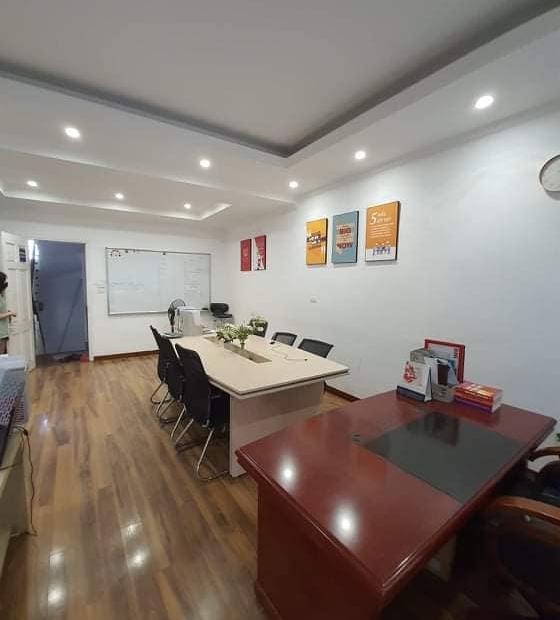 Nguyễn Ngọc Nại khu VIP Quan đội, ô tô tránh, 7 tầng thang máy