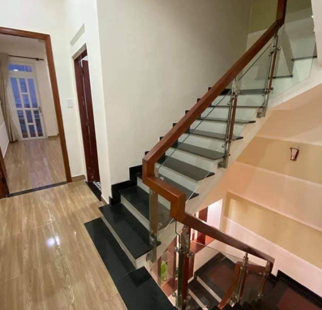DV Môi giới TKXD BĐS Anvaland  -  Kẹt tiền mở Nhà máy Bán Nhà Nguyễn Trãi, Quận 1, 68m2, 1T2L, giá