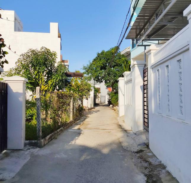 Bán Lô Đất Gần Nhà Hàng Đập Nước Hoàng Lan Nha Trang. Giá 12,5tr/m2