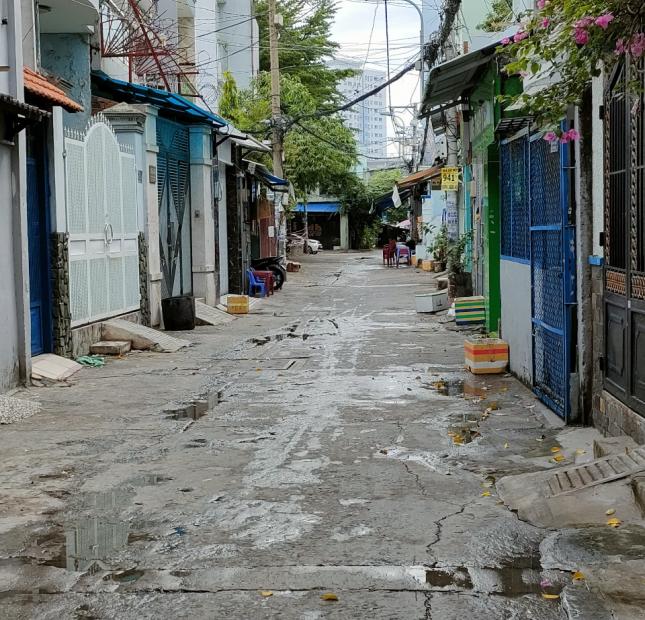 Tân Phú – 2 tầng Nguyễn Minh Châu dt 35m2 giá nhỉnh 3 tỷ.