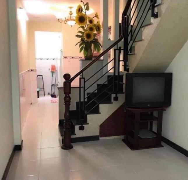 Tân Phú – 2 tầng Nguyễn Minh Châu dt 35m2 giá nhỉnh 3 tỷ.