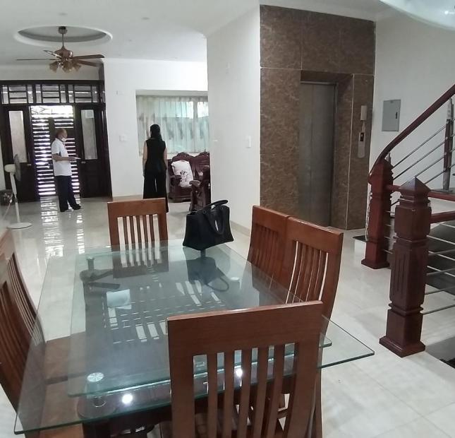 Cho thuê nhà khu Nhà ở Quốc Hội, Phùng Khoang, 110mx 4T, thang máy làm văn phòng