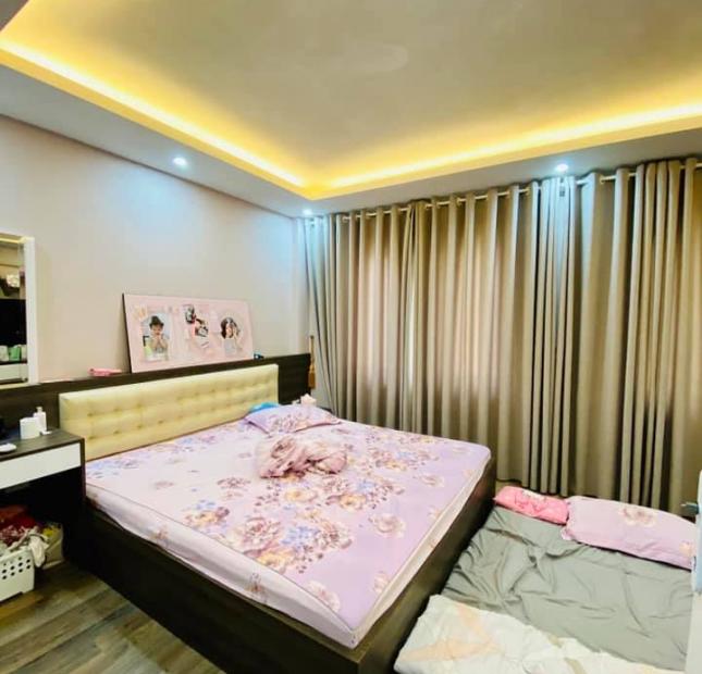 Bán nhà 5 tầng Võ Thị Sáu 36m2 2.9 tỷ - Gần Hồ Ngõ Thông.