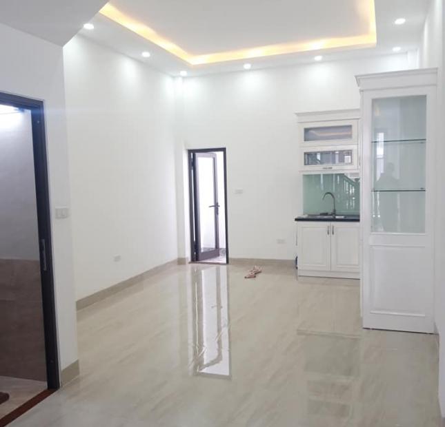 CHÍNH CHỦ BÁN GẤP NHÀ MỚI NGÔ GIA TỰ, LONG BIÊN, 70M, Ô TÔ NHỈNH 5 TỶ 0973070745