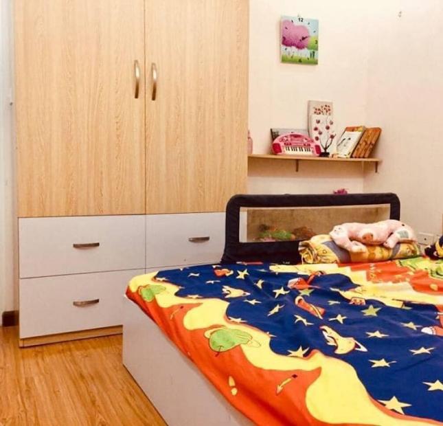 Bán gấp CHCC Eco Green - 286 Nguyễn Xiển giá 2.8 tỷ, 80m2, full NT