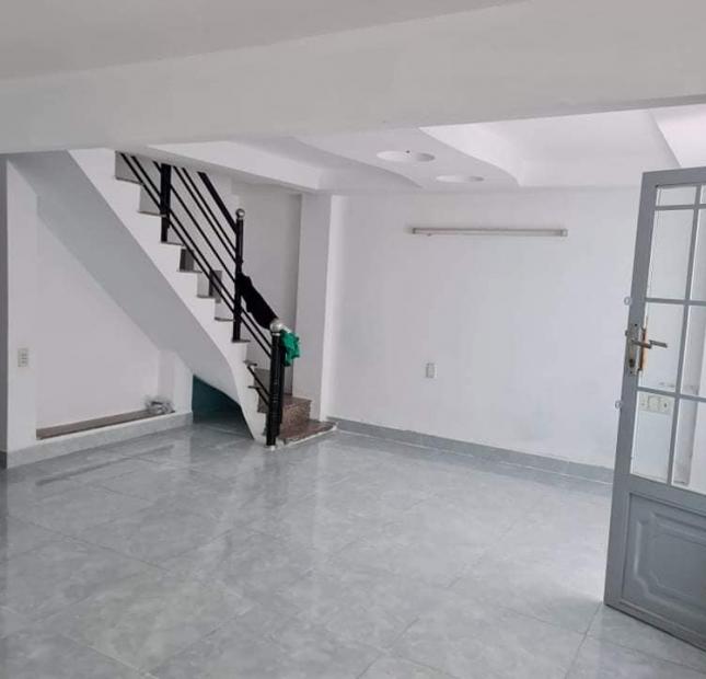 Hẻm 3 gác Quang Trung P10 GV 51m2, 3PN, 3WC, giá 3.5 tỷ TL.
