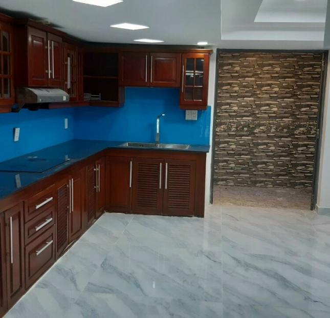 Nhà quận Bình Thạnh, 82m2, 5 tầng, đường nhựa 8m thông thoáng chỉ 9 tỷ 2.