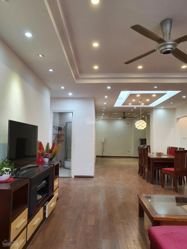 Cho thuê căn hộ 1103 CT2 KĐT Nghĩa Đô gần Starlake Cầu Giấy: 171m2, 3 PN, đủ đồ CB, nhà đẹp ở ngay