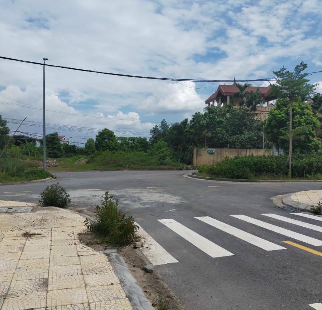 Bán lô đất mới đấu giá cạnh Trường Tiểu học Sài Sơn - Quốc Oai