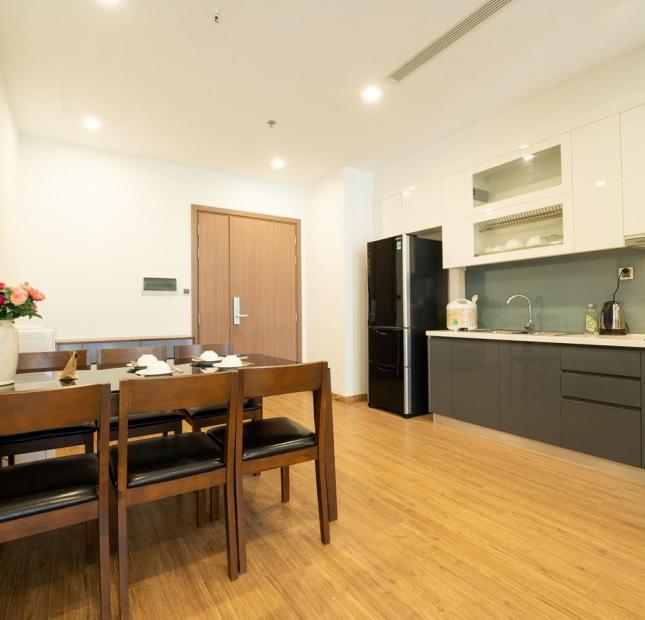 Cho thuê căn hộ cao cấp tại Hoàng Cầu Skyline, 36 Hoàng Cầu, 94m2, 2PN, view hồ, giá 15 triệu/tháng