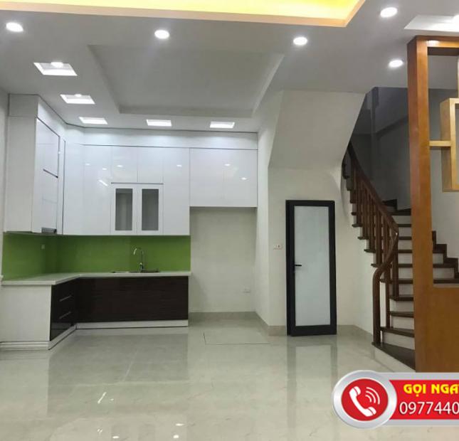 CHỈ hơn 2 TỶ SỞ HỮU NGAY NHÀ 4 TẦNG,  30M2, TỨ HIỆP LH 0977440990