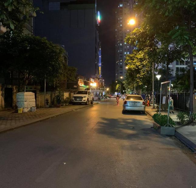 Bán Đất Phân Lô 136 Hồ Tùng Mậu. 60m2. MT: 5.46m.Lô Góc, ô tô, gần Goldmark City.