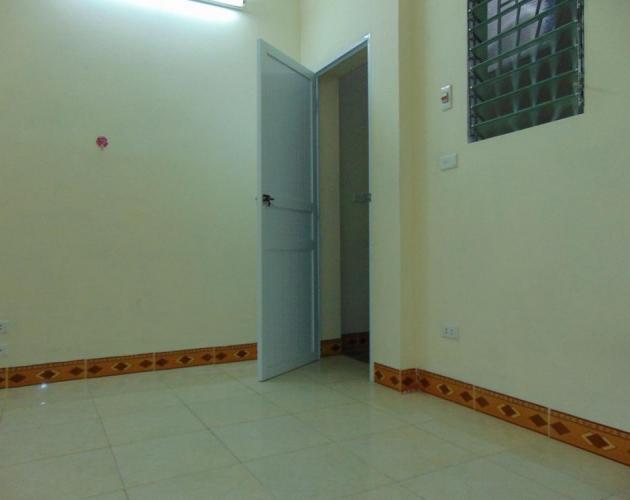Cho thuê phòng trọ, nhà riêng phố Chùa bộc gần Học Viện Ngân Hàng, Đại Học Y, Thủy Lợi, Công Đoàn