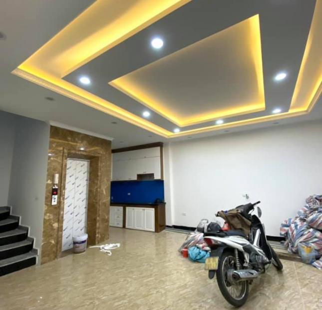 Bán nhà Phố Khương Đình, 55m2, 6 tầng, Kinh doanh, Văn phòng, giá 6 tỷ 1. L/h 0328251386