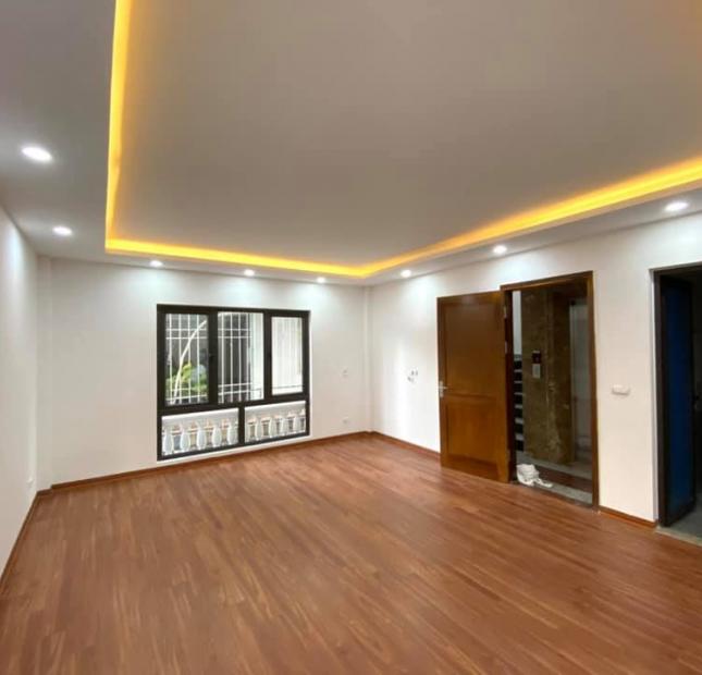 Bán nhà Phố Khương Đình, 55m2, 6 tầng, Kinh doanh, Văn phòng, giá 6 tỷ 1. L/h 0328251386