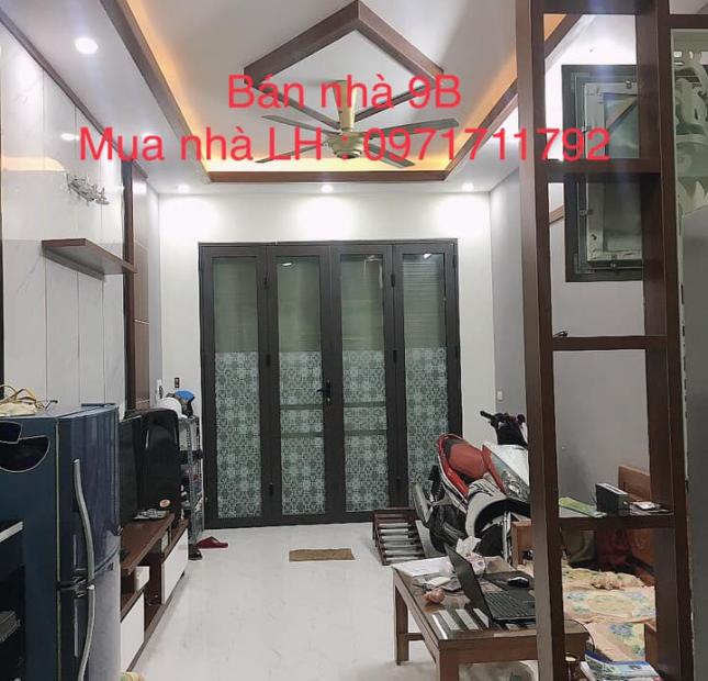 Bán gấp nhà số 9B Hoàng Mai, Hà Nội, nhà mới,  ô tô đỗ cửa, về ở luôn