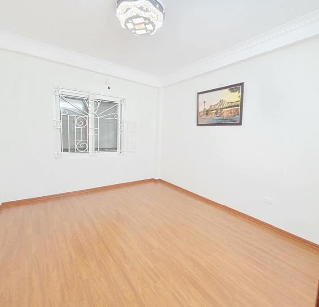 Bán nhà Phố Khương Đình, Thanh Xuân, 70m2, Lô góc, gần phố, kinh doanh.