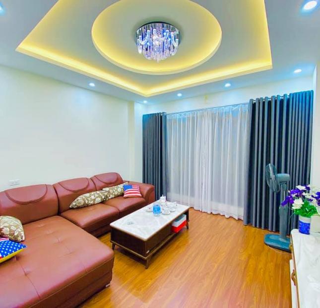 BÁN NHÀ ĐƯỜNG XUÂN THỦY. NGÕ THÔNG. Ô TÔ VÀO. KINH DOANH ĐỈNH. DT 50m2. 5 TẦNG. GIÁ 6.5 TỶ