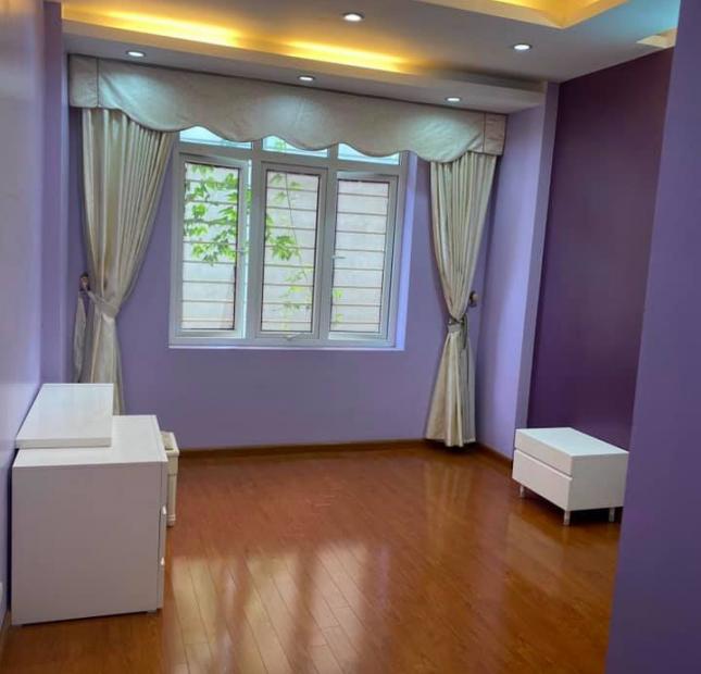 Bán nhà Vương Thừa Vũ 65m x 5T giá 8 tỷ SĐCC 	