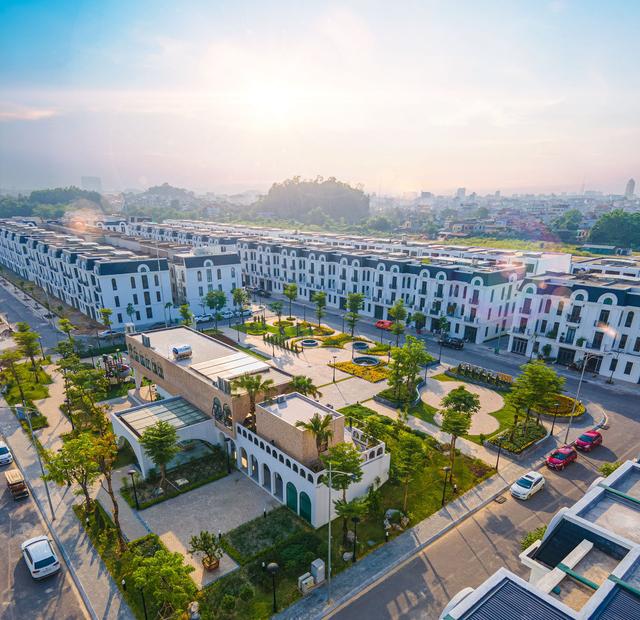 Đầu tư sinh lời 30-35%, lô SH siêu đẹp Crown Villas Thái Nguyên, sổ đỏ chính chủ