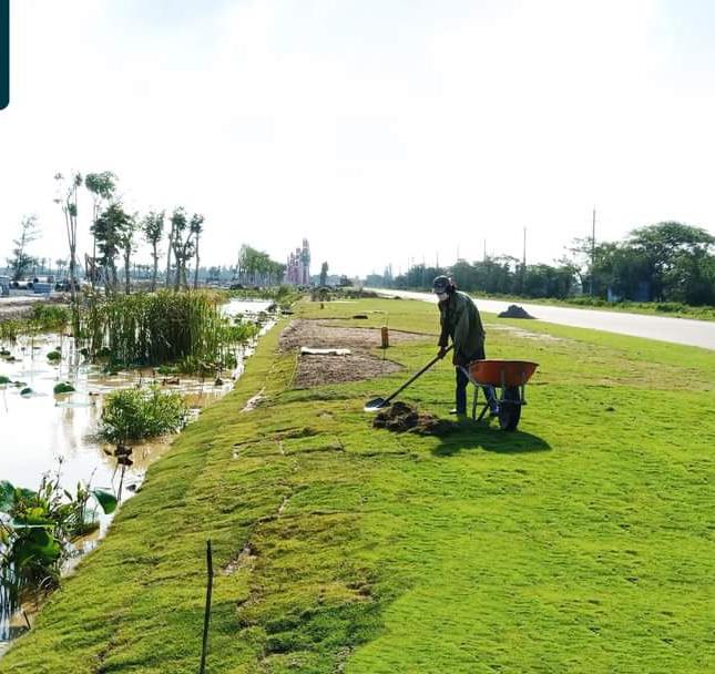 Nhà Phố nằm ngay Thủ Phủ Resort 