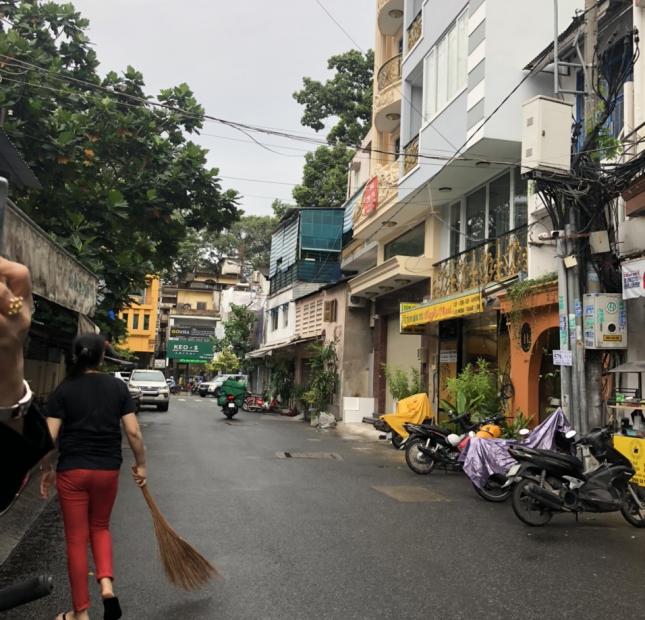 Bán gấp trụ sở văn phòng Nguyễn Thị Minh Khai, P5, Q3. DT 4,5x22m, H + 7 tầng, giá 26 tỷ