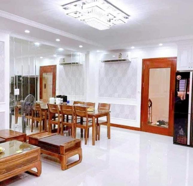 Cần bán nhà Nhân Hoà 40m x 7 tầng, mt: 5m, gara ô tô, thang máy.