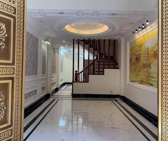 Bán nhà 5 tầng phường Phúc Lợi, Long Biên, ngõ thông rộng, 35m2 nhỉnh 2 tỷ