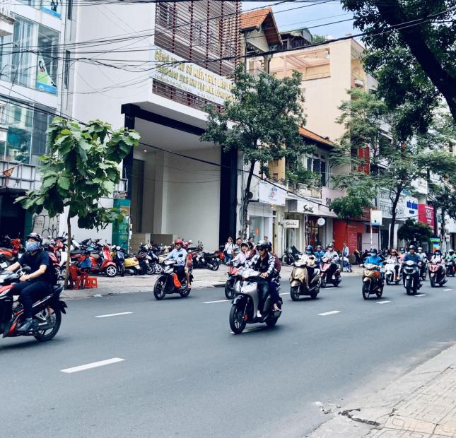 Bán nhà 2 MT đường Quận 3 - Nguyễn Đình Chiểu. DT: 3,65 x 22m, KC: T+4T, Giá 29 tỷ