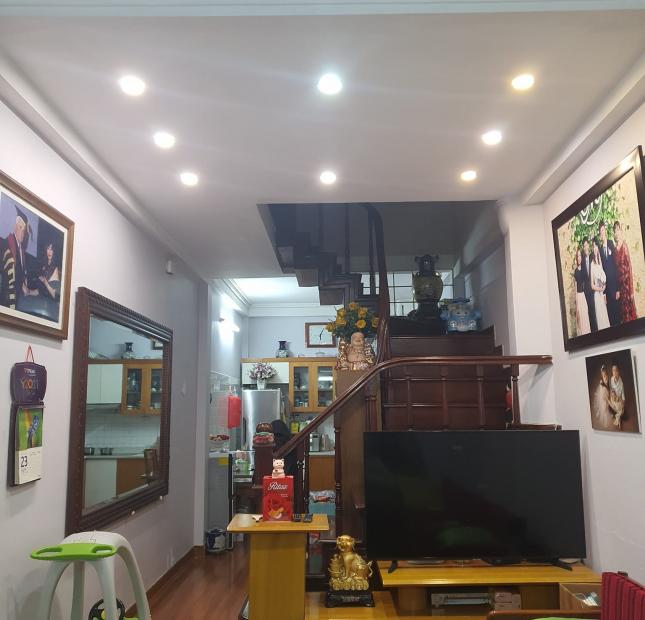 Giảm ngay 110 triệu, bán gấp nhà 155 Trường Chinh 45m x 5 tầng, kinh danh sầm uất