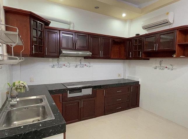 Bán nhà mặt phố KD, Khu Nguyễn Kim-Tân Phước, P6, Q10. 40m2, 6 tầng. Ninh mặt tiền.