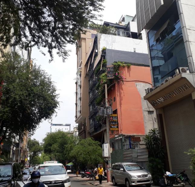 Bán gấp nhà MT Bùi Thị Xuân, Bến Thành, Q1, 8.2x20m, 105 tỷ.