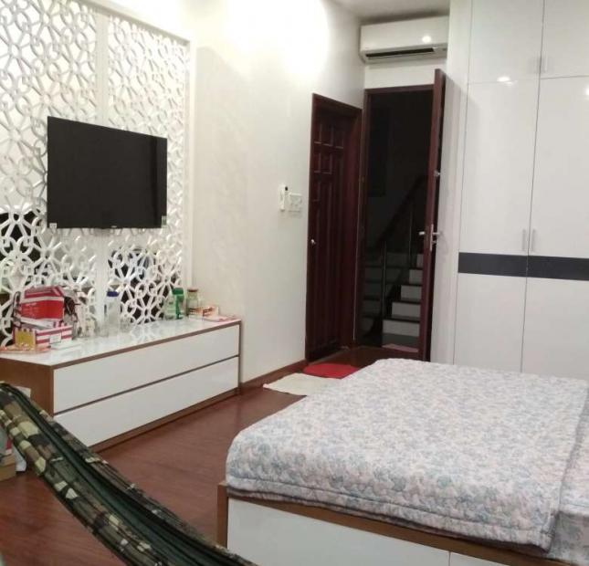 Bán Biệt thự HXT đường Lê Văn Sỹ - Quận 3. DT: 5,1x22m, KC: 4 tầng.