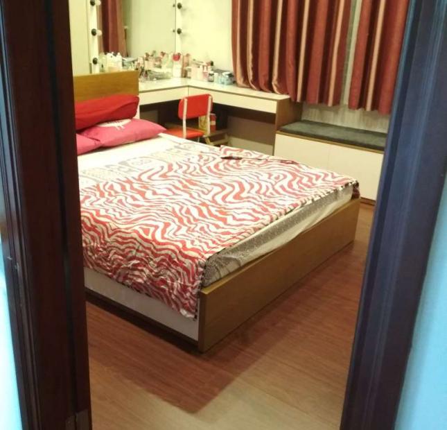 Bán Biệt thự HXT đường Lê Văn Sỹ - Quận 3. DT: 5,1x22m, KC: 4 tầng.