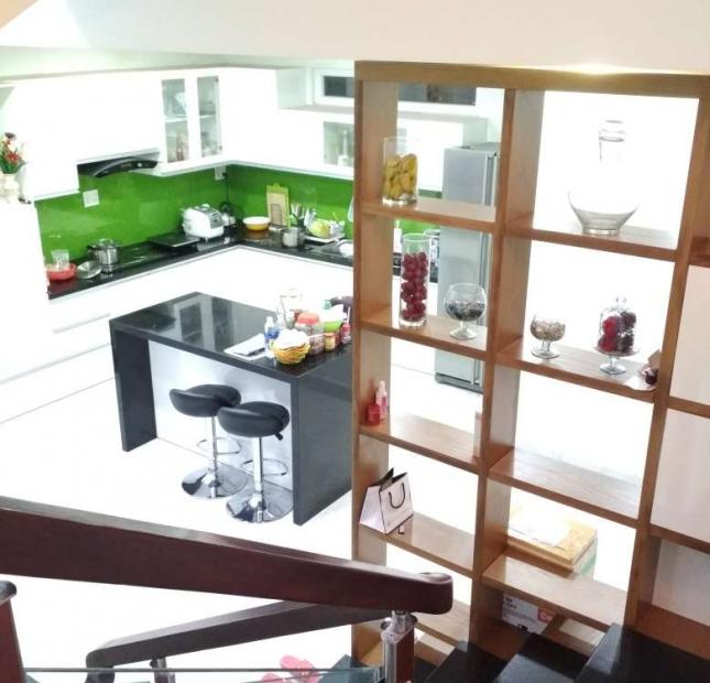 Bán Biệt thự HXT đường Lê Văn Sỹ - Quận 3. DT: 5,1x22m, KC: 4 tầng.