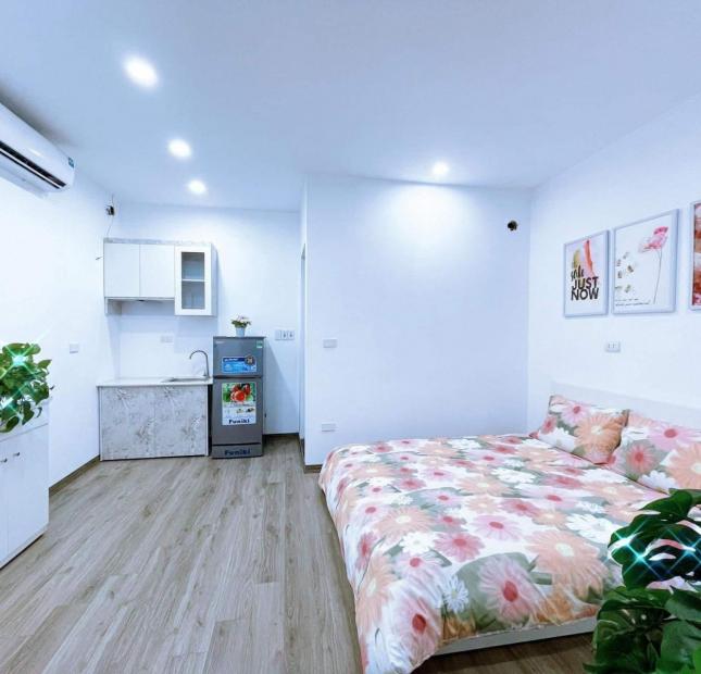 Bán nhà Mặt Ngõ Trần Duy Hưng DT: 60m2, 5 Tầng, M.Tiền 4.5m Gía 7.xx