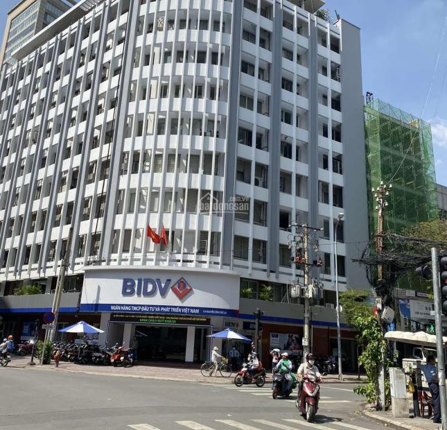 Bán Building văn phòng 2 mặt tiền Cộng Hòa, P13, Q. Tân Bình 9x24m, hầm 9 tầng, HĐT: 331 triệu/th . LH : 0902650739 (24/24)