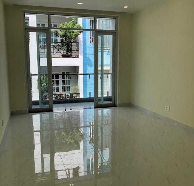 Bán nhà mặt tiền Phường Tân Định - Quận 1. DT: 5 x 17m, Giá 30 tỷ