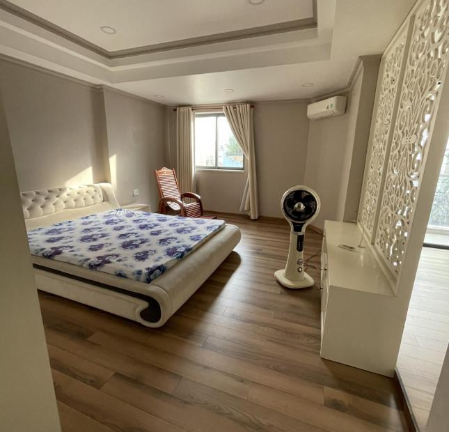 Bán Biệt Thự siêu đẹp góc 2MT, HXT Lê Văn Sỹ - Quận Tân Bình. ( 8x20), 4T+ST.