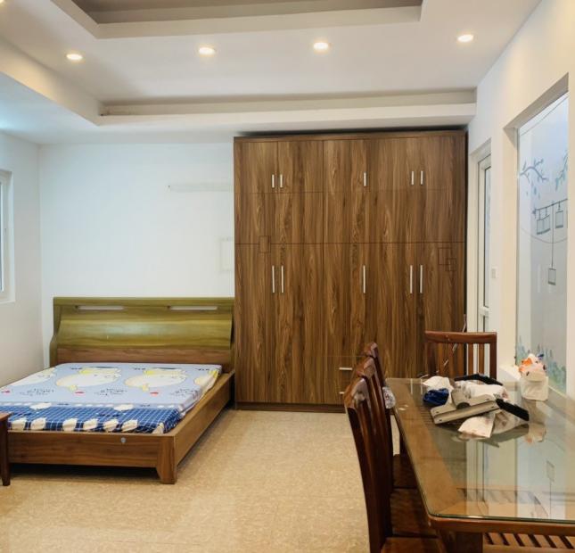 CHÍNH CHỦ CẦN BÁN NHÀ 8 TẦNG NGÕ 559 KIM NGƯU