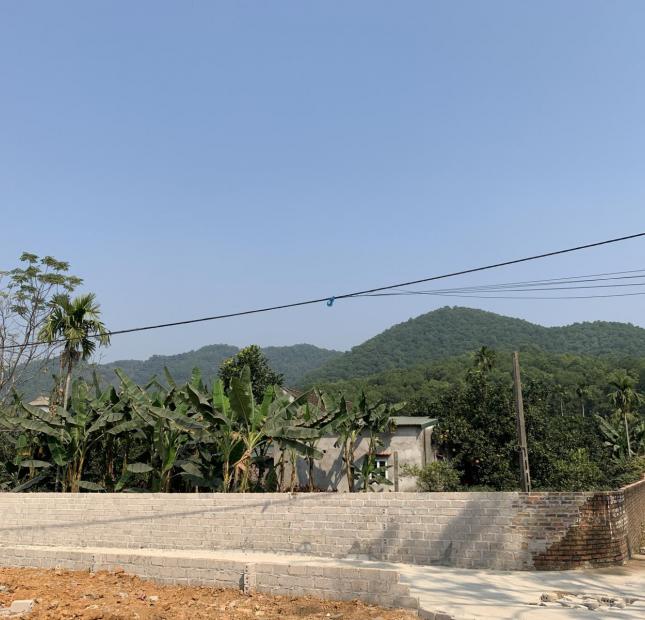 Bán Lô Góc 2 mặt tiền 1000m vuông vắn tại Yên Bình